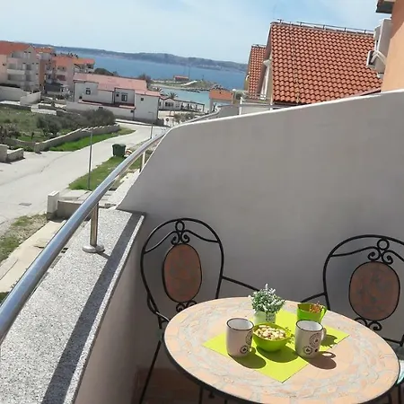 Apartment Marina & Luka Povljana