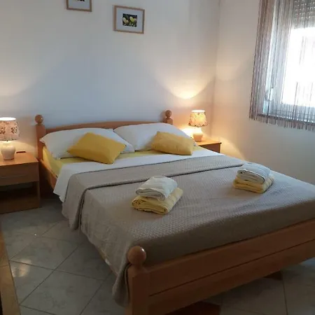 Apartment Marina & Luka Povljana