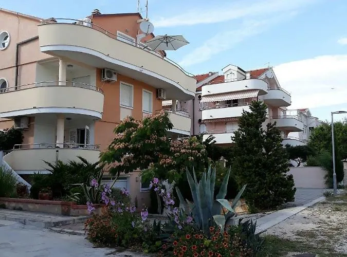 Marina & Luka Appartement Povljana